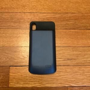 Casely black iPhone X/Xs Max charging case NWOT